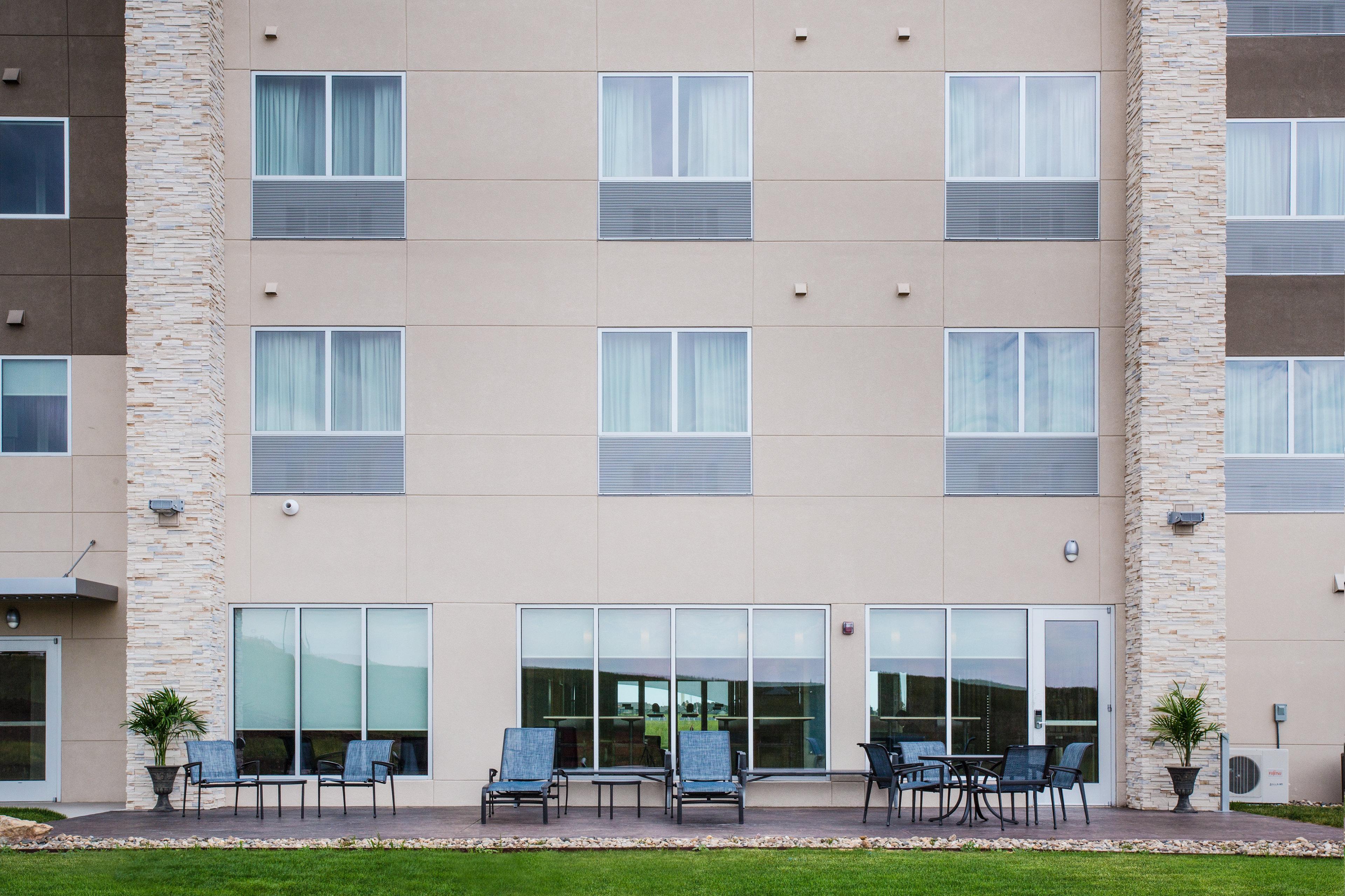 Holiday Inn Express & Suites - Rapid City - Rushmore South By Ihg Dış mekan fotoğraf