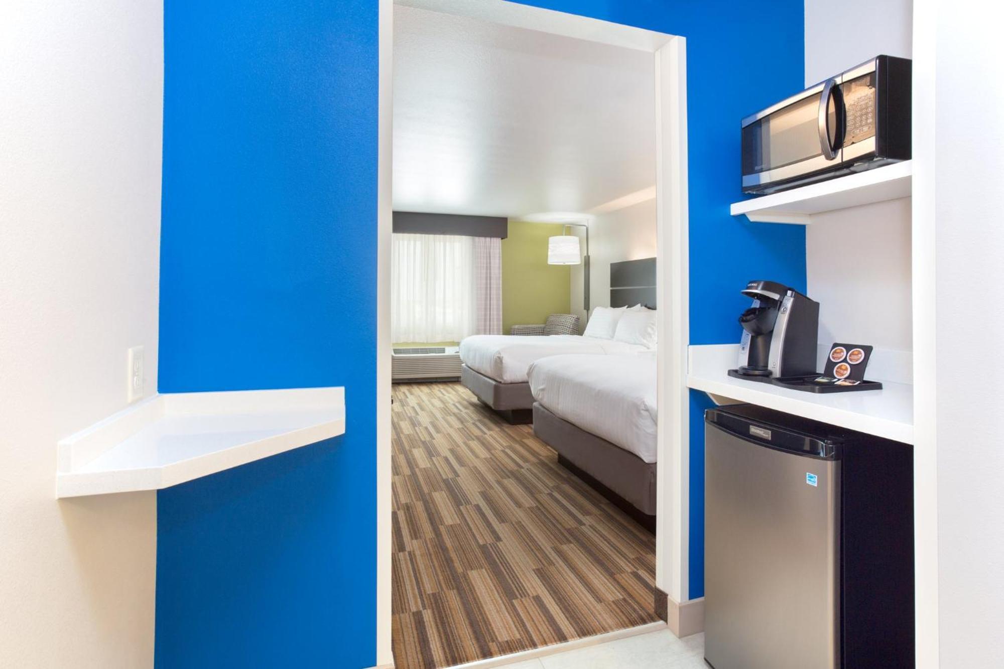 Holiday Inn Express & Suites - Rapid City - Rushmore South By Ihg Dış mekan fotoğraf