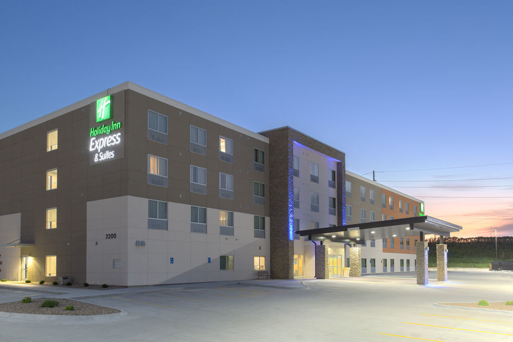 Holiday Inn Express & Suites - Rapid City - Rushmore South By Ihg Dış mekan fotoğraf